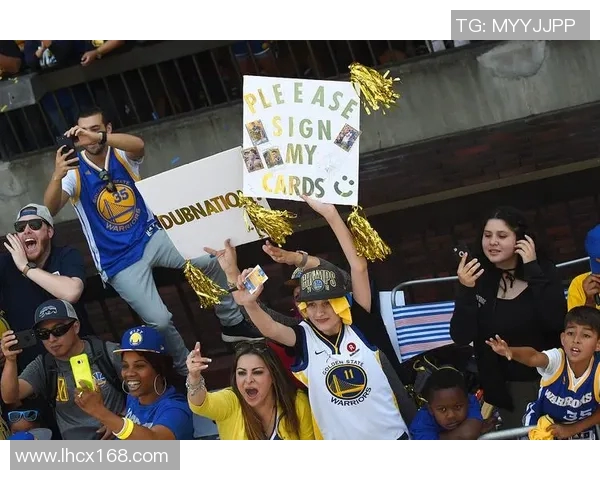 勇士与太阳激战正酣精彩瞬间回顾与分析全场精彩表现一网打尽 勇士与太阳激战正酣精彩瞬间回顾与分析全场精彩表现一网打尽