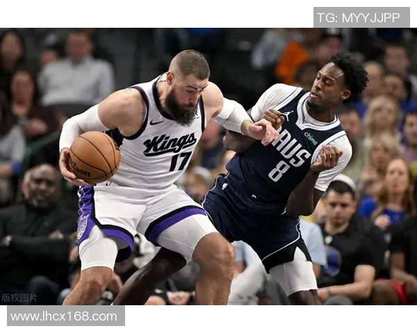 雄鹿与独行侠首发阵容分析及比赛前瞻解析