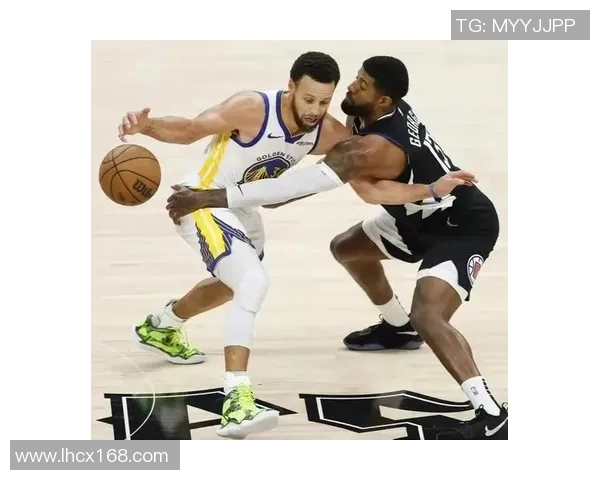 突尼斯与西班牙激战正酣比赛地点揭晓引发球迷热议