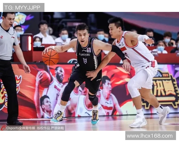 莫西姆基与莫迪纳摩激战正酣谁能在这场对决中笑到最后