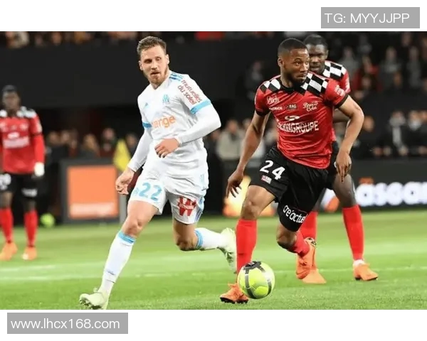 阿雅克肖主场迎战梅斯争夺法乙联赛关键三分之战