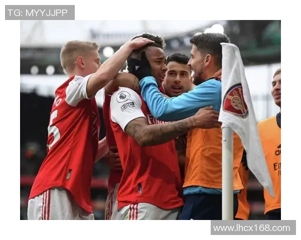 利物浦与阿森纳的对决分析及战术解读全景呈现 利物浦与阿森纳的对决分析及战术解读全景呈现