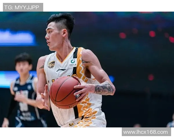 刘铮的成长之路:从篮球少年到职业球员的奋斗历程与心路历程 刘铮的成长之路:从篮球少年到职业球员的奋斗历程与心路历程