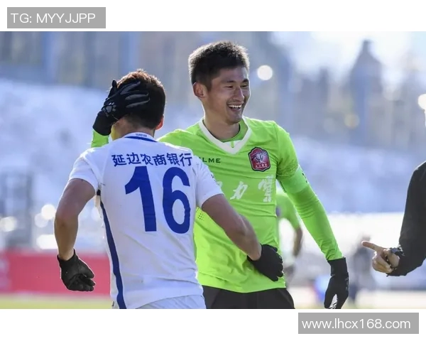 延边富德与贵州队的激烈对决展现足球魅力与团队精神