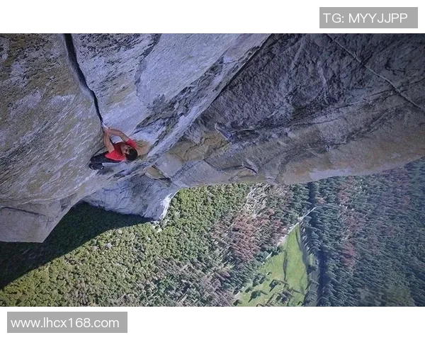 成都攀岩队耐力之争引发热议探讨攀岩运动的未来发展与挑战MBA